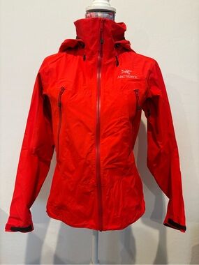 Arc'teryx | Jackets & Coats | Arcteryx Womens Atrel Hooded Shacket